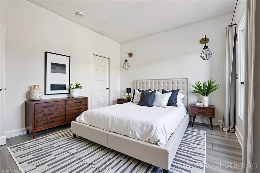 62-99 Roger Street, Waterloo, ON - Indoor Photo Showing Bedroom