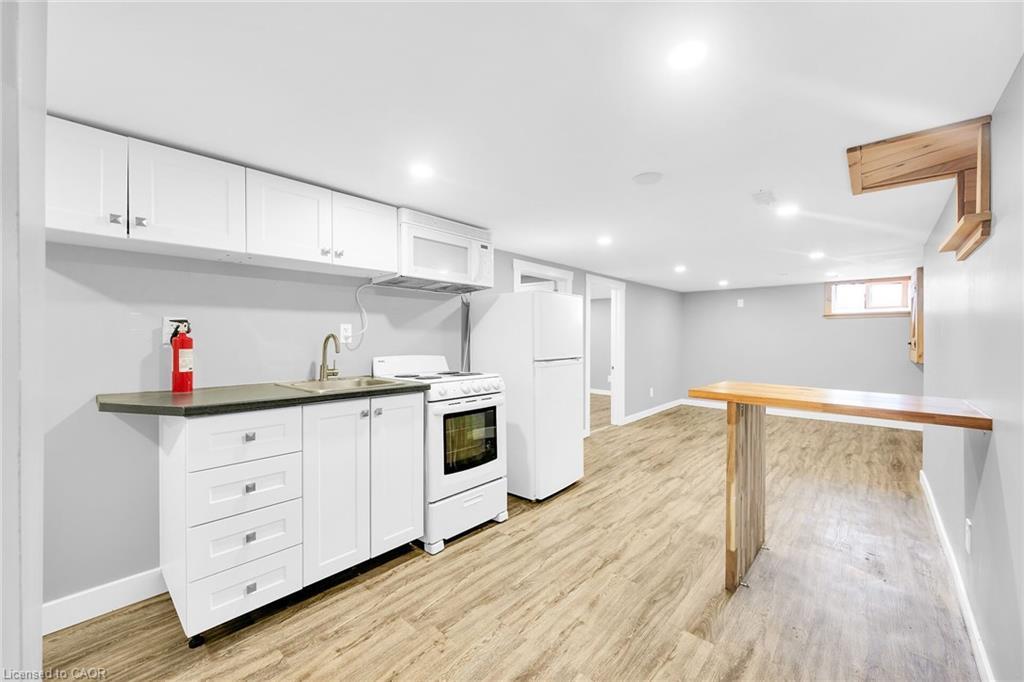 129 Dundurn Street N, Hamilton, ON - Indoor