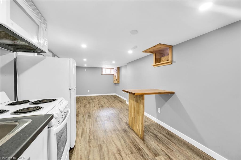 129 Dundurn Street N, Hamilton, ON - Indoor