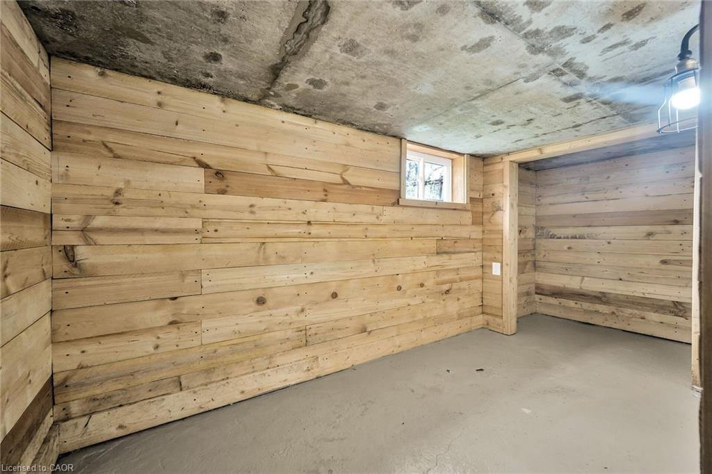 129 Dundurn Street N, Hamilton, ON - Indoor