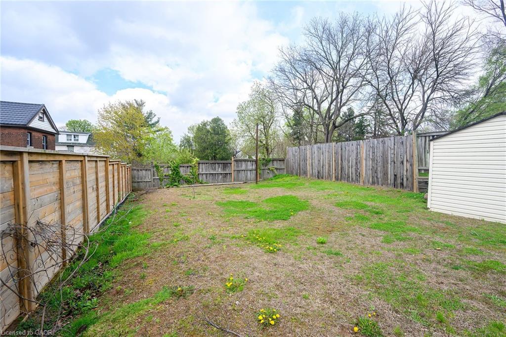 129 Dundurn Street N, Hamilton, ON - Outdoor With Backyard