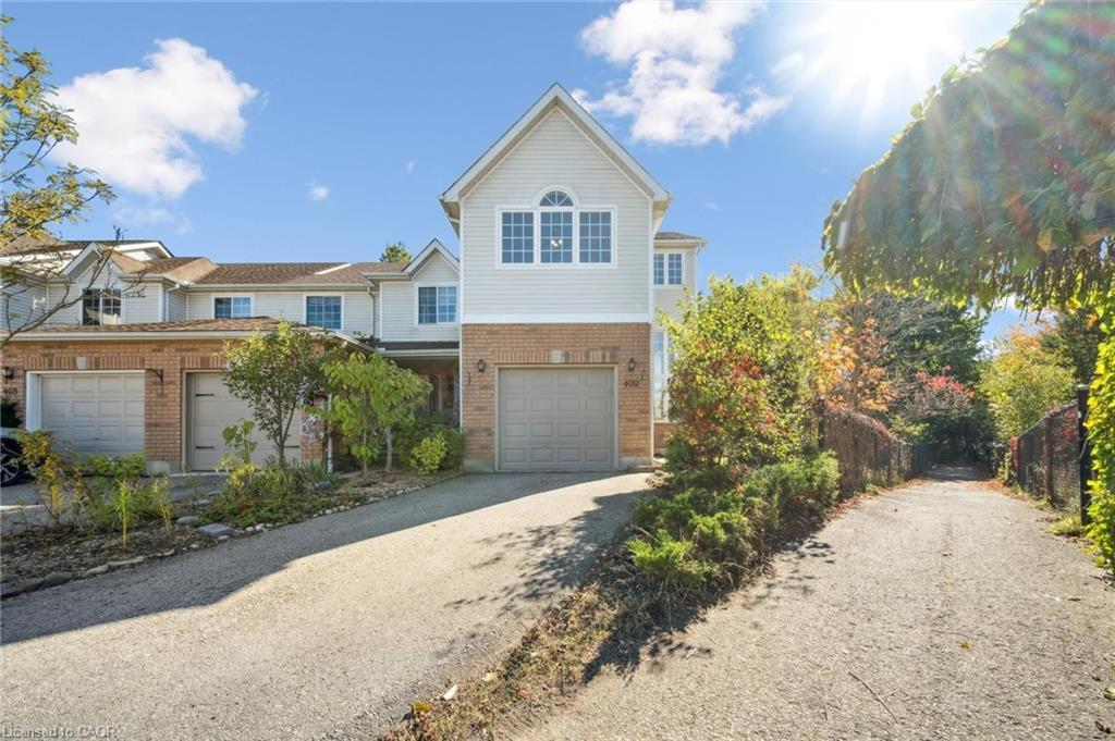 409 Laurel Gate Drive, Waterloo, ON - Outdoor With Facade