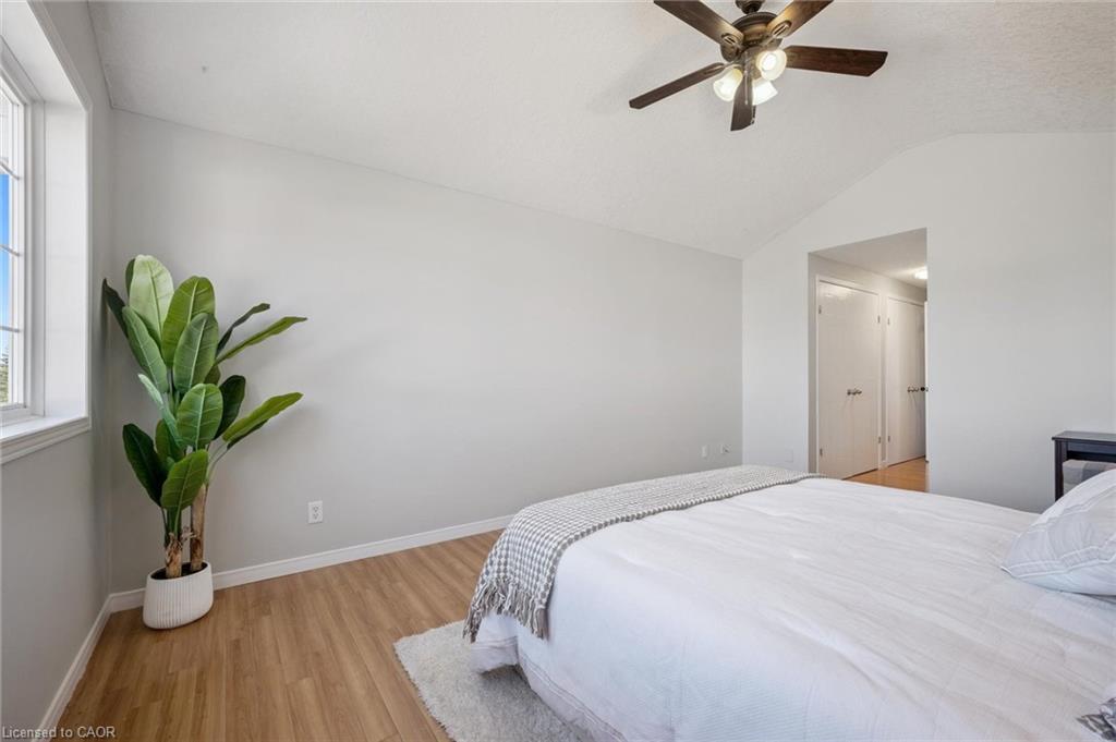 409 Laurel Gate Drive, Waterloo, ON - Indoor Photo Showing Bedroom
