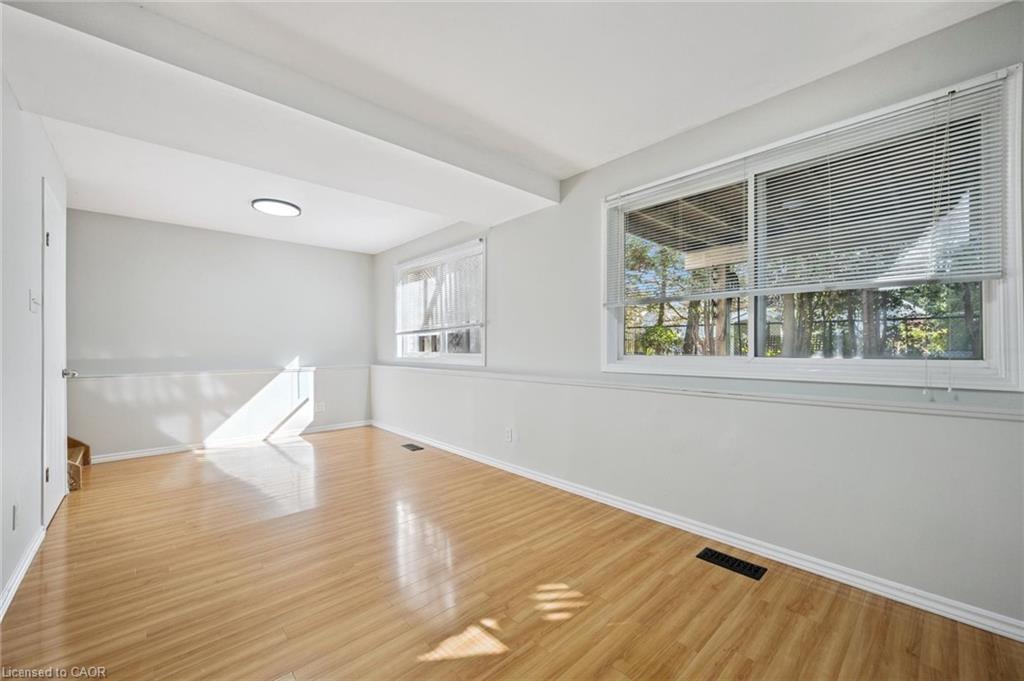 409 Laurel Gate Drive, Waterloo, ON - Indoor Photo Showing Other Room