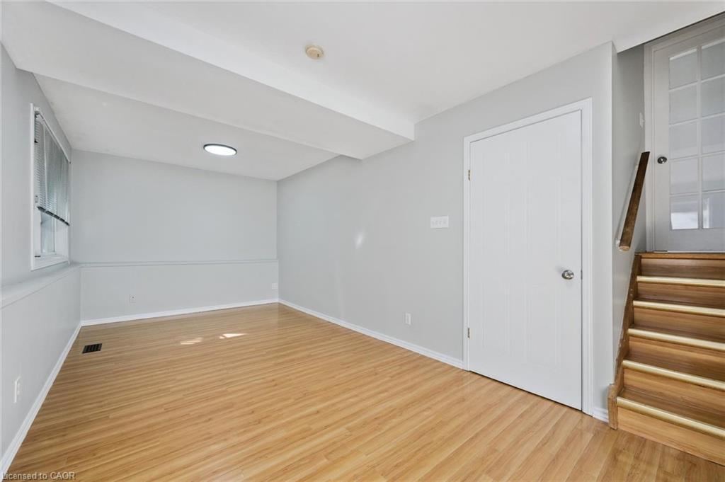 409 Laurel Gate Drive, Waterloo, ON - Indoor Photo Showing Other Room