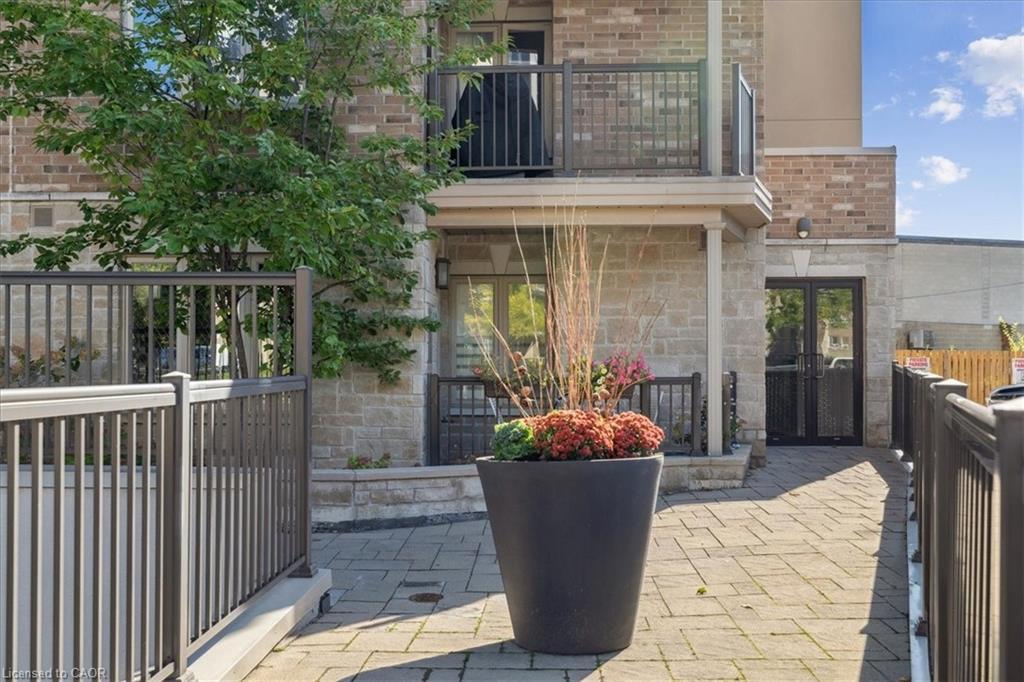 102-70 Stewart Street, Oakville, ON - Outdoor With Balcony