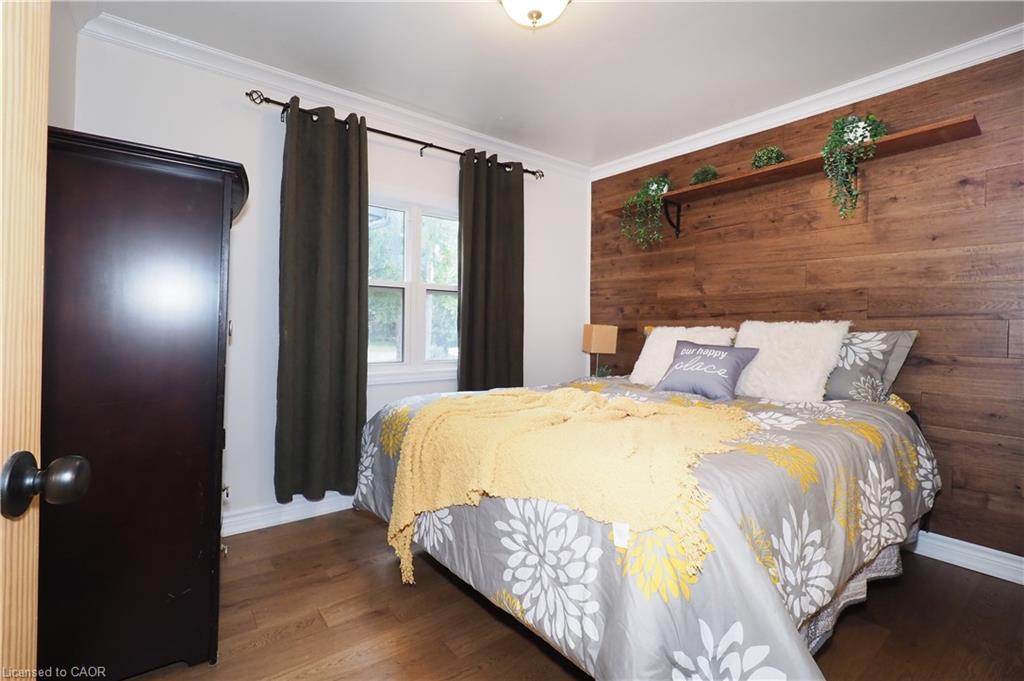 50 Holly Trail, Puslinch, ON - Indoor Photo Showing Bedroom