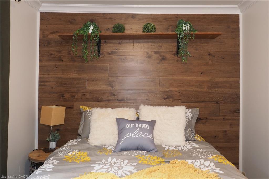 50 Holly Trail, Puslinch, ON - Indoor Photo Showing Bedroom