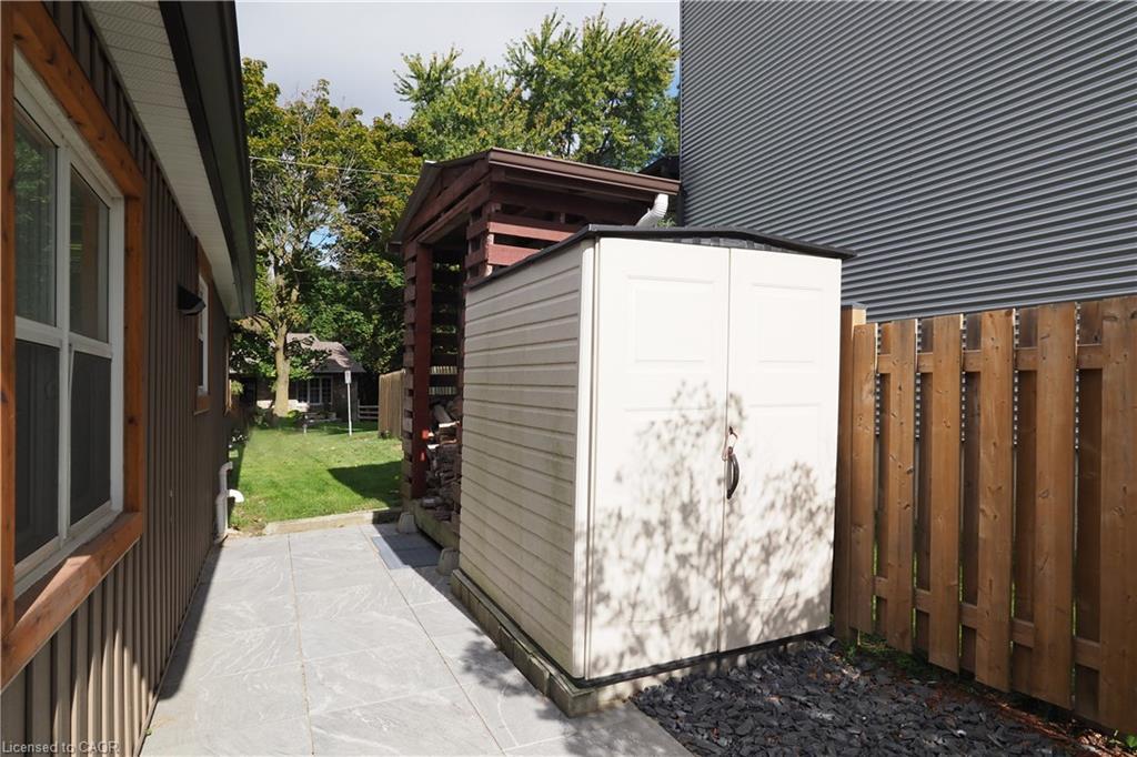 50 Holly Trail, Puslinch, ON - Outdoor With Exterior