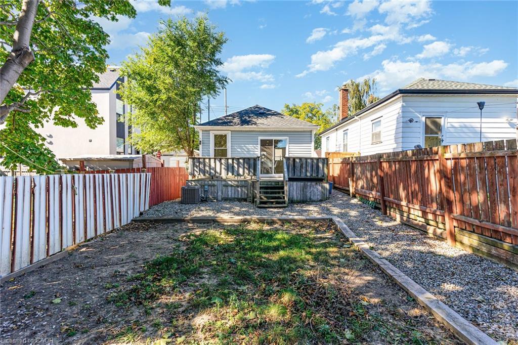 97 East 31St Street, Hamilton, ON - Outdoor With Deck Patio Veranda