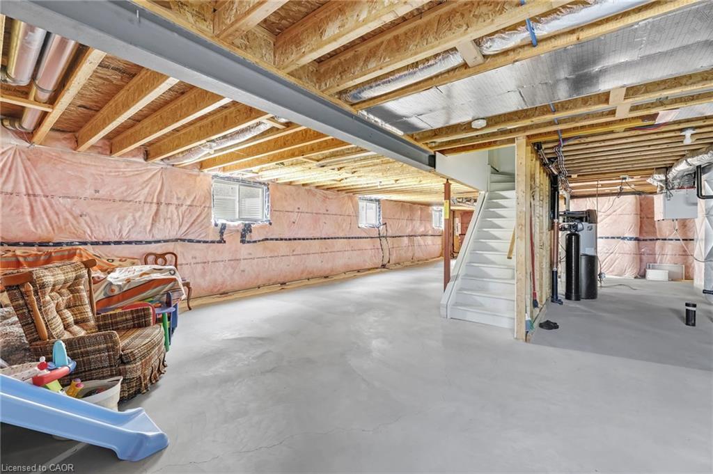 45 Harvest Avenue, Tillsonburg, ON - Indoor Photo Showing Basement