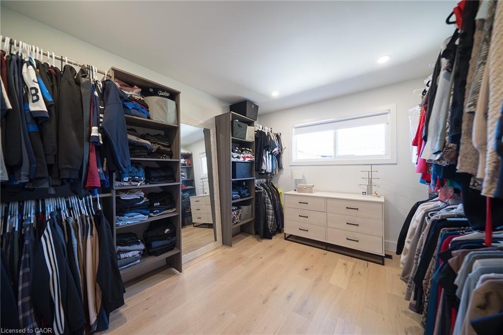 662 Mohawk Road W, Hamilton, ON - Indoor With Storage