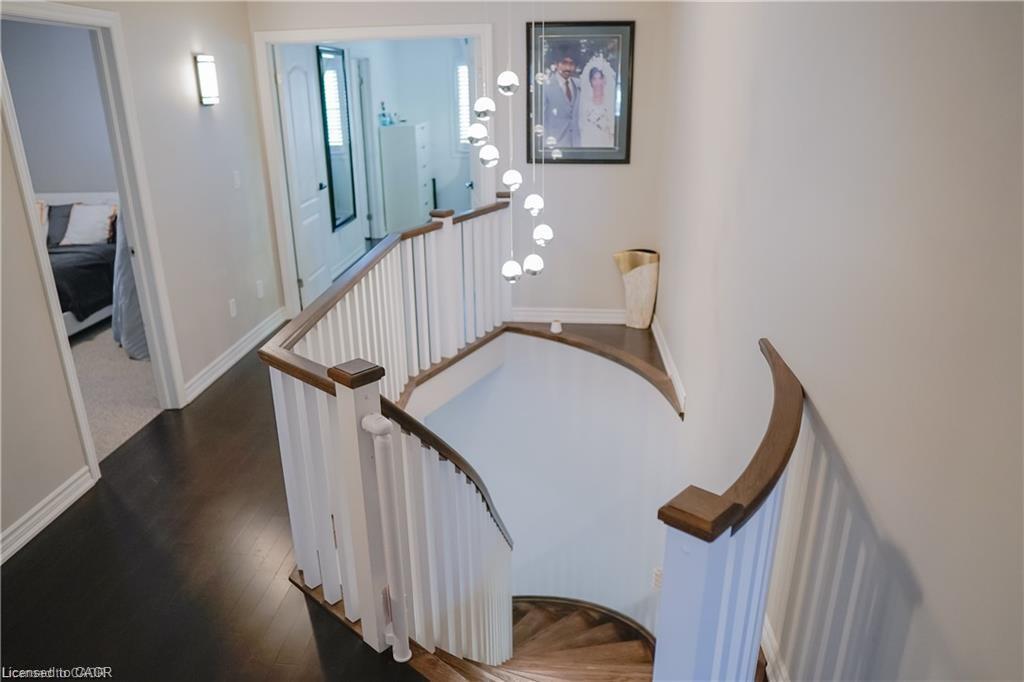 11 Aitken Court, Fergus, ON - Indoor Photo Showing Other Room