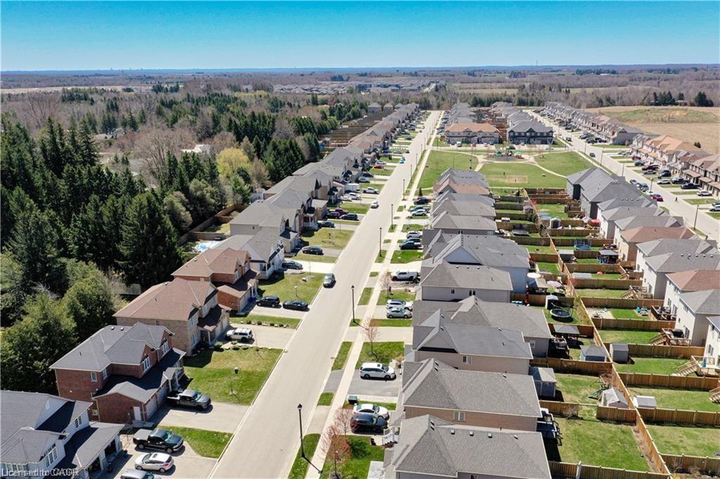 11 Aitken Court, Fergus, ON - Outdoor With View