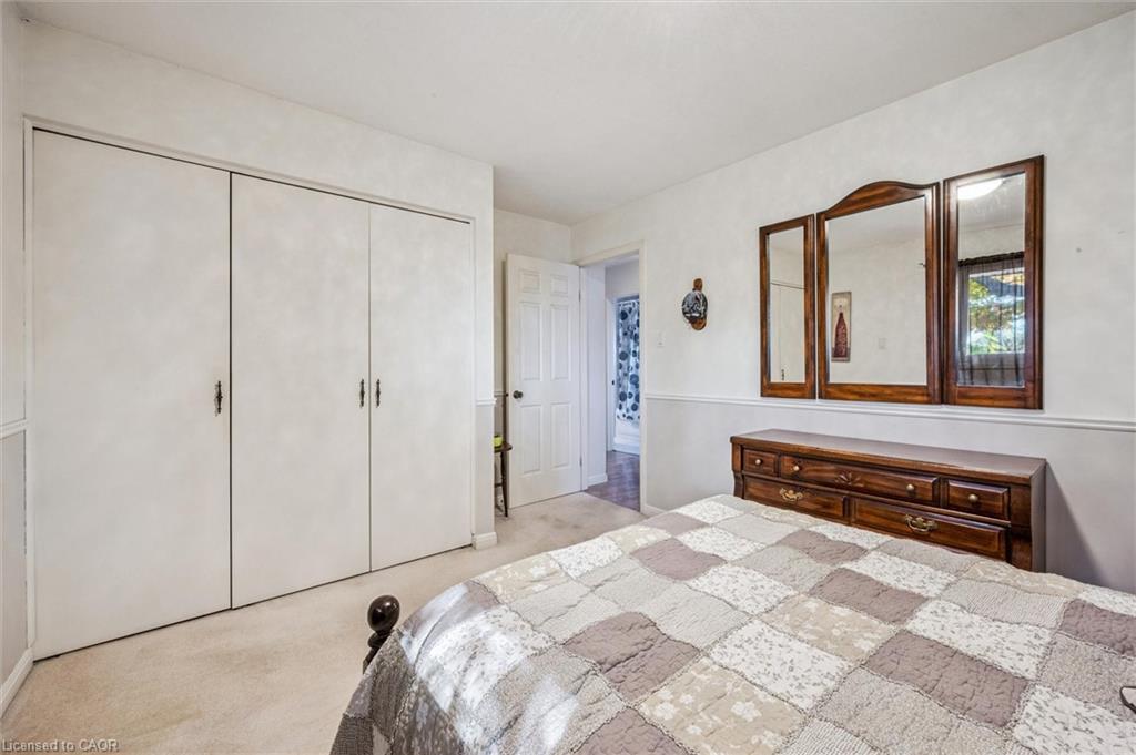 207 Laurentian Drive, Kitchener, ON - Indoor Photo Showing Bedroom