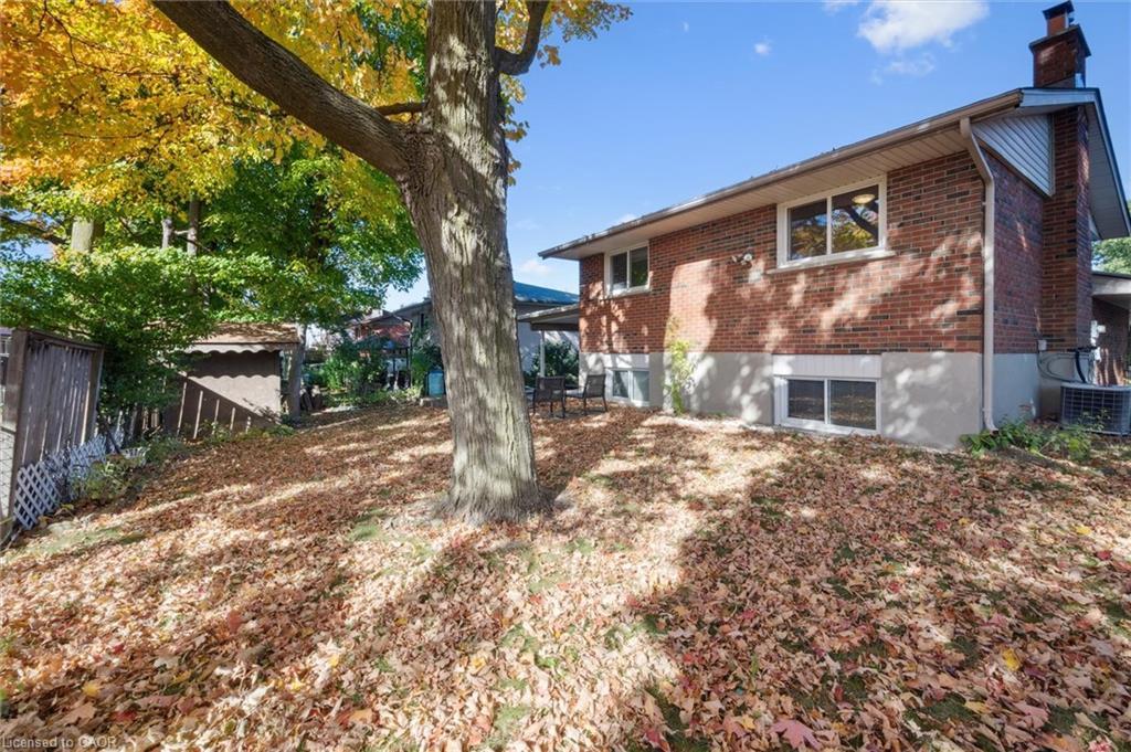 207 Laurentian Drive, Kitchener, ON - Outdoor