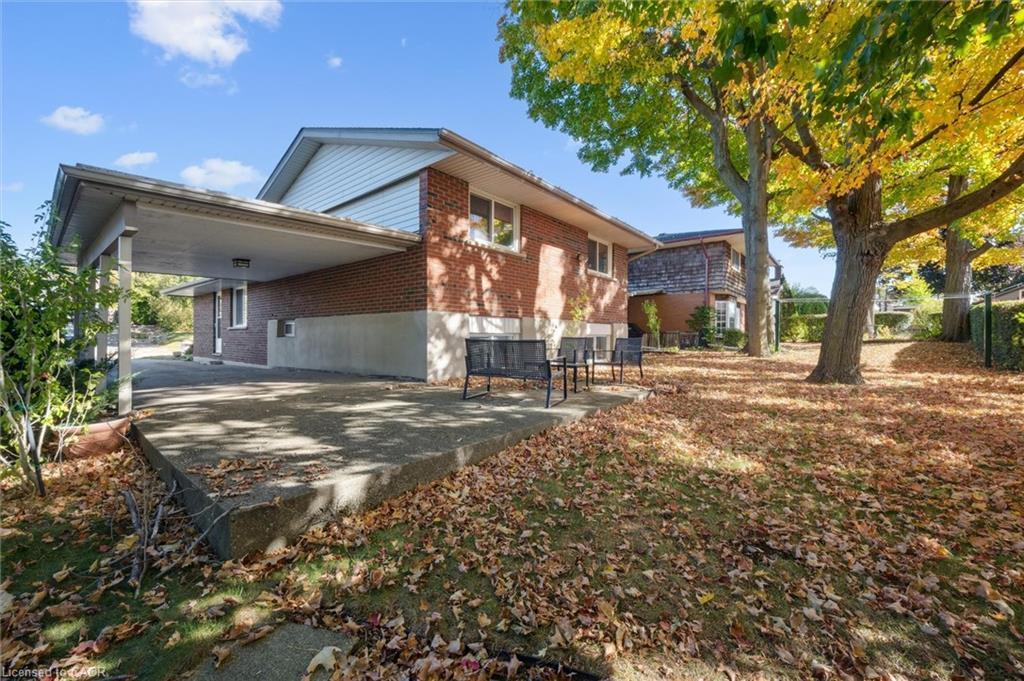 207 Laurentian Drive, Kitchener, ON - Outdoor