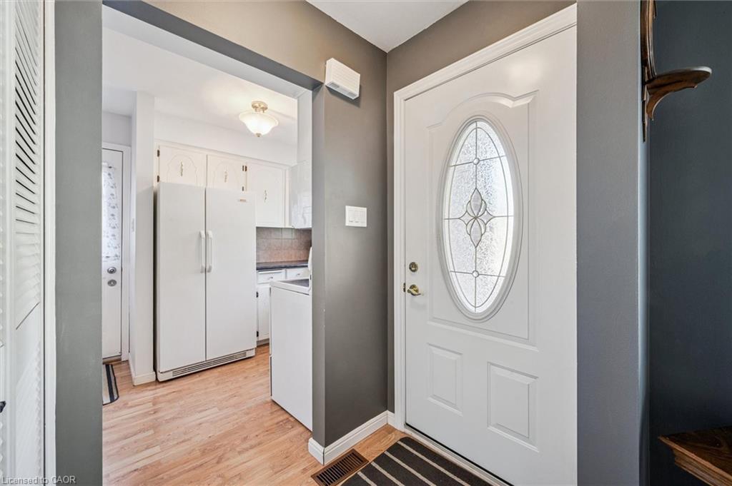 207 Laurentian Drive, Kitchener, ON - Indoor Photo Showing Other Room