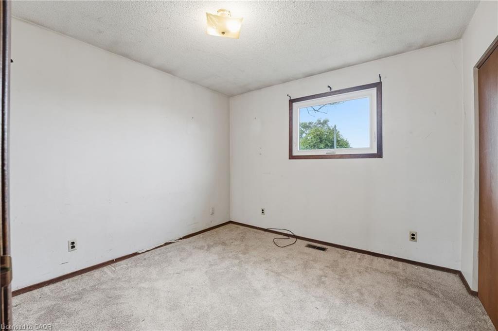 2091 6Th Concession Road W, Hamilton, ON - Indoor Photo Showing Other Room