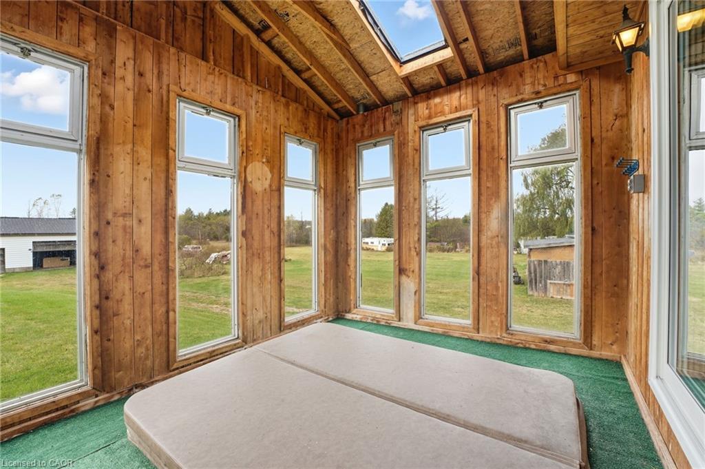 2091 6Th Concession Road W, Hamilton, ON - With Exterior