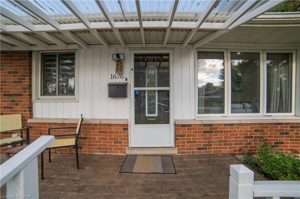 1676 Holley Crescent, Cambridge, ON - Outdoor