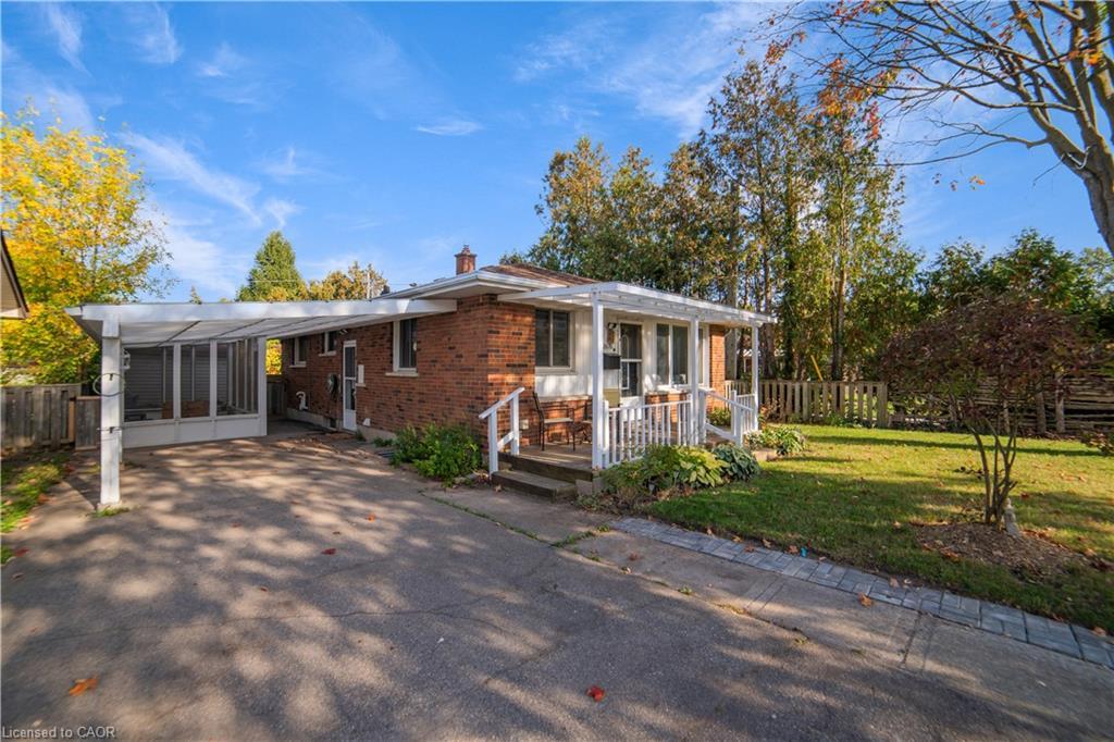 1676 Holley Crescent, Cambridge, ON - Outdoor