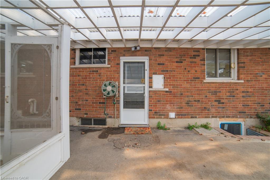 1676 Holley Crescent, Cambridge, ON - Outdoor With Exterior