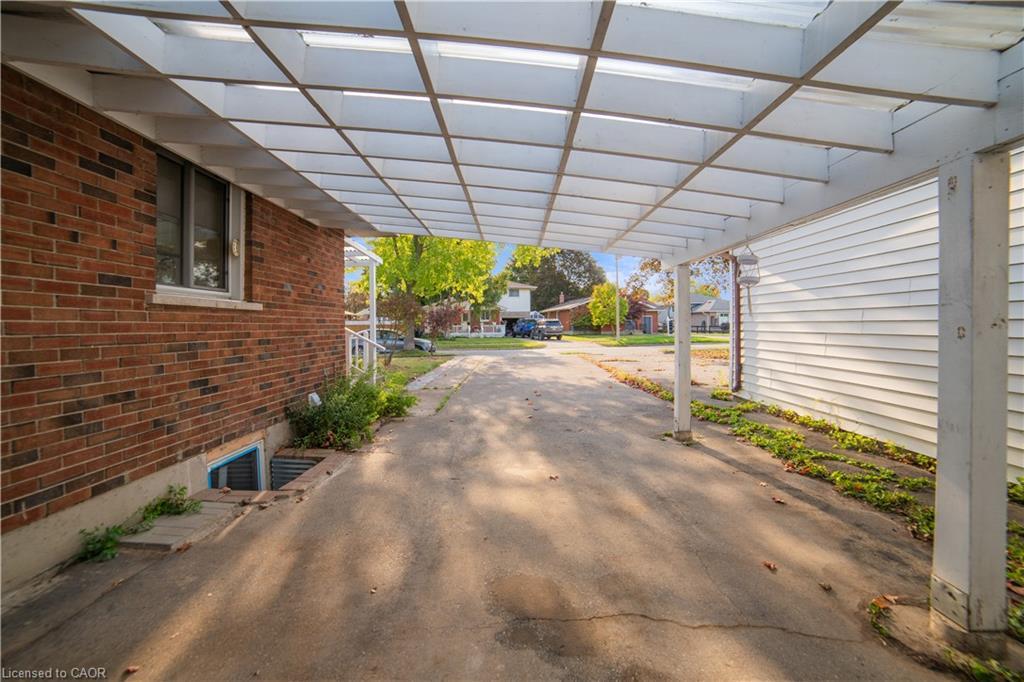 1676 Holley Crescent, Cambridge, ON -