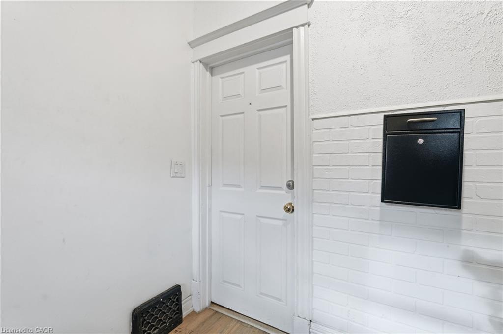 1-73 Stirton Street, Hamilton, ON - Indoor Photo Showing Other Room