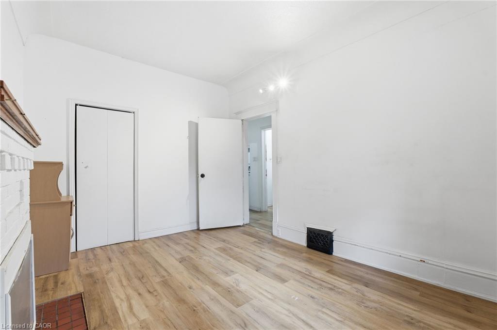 1-73 Stirton Street, Hamilton, ON - Indoor Photo Showing Other Room