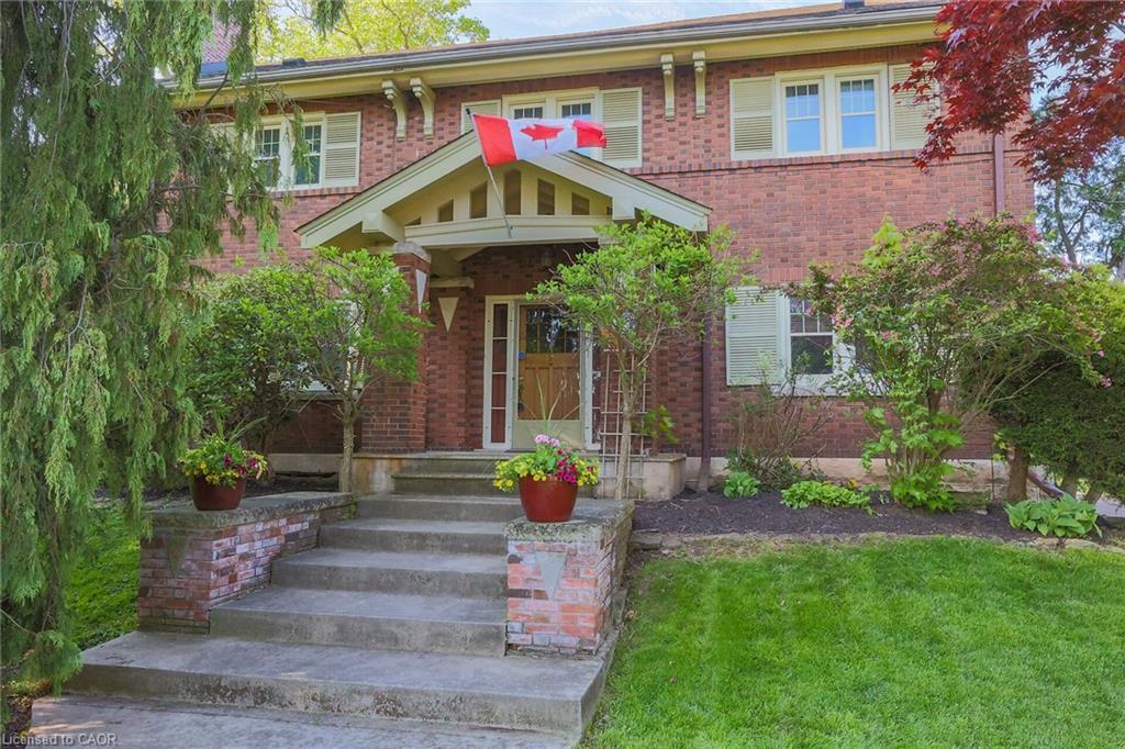 102 Main Street E, Grimsby, ON - Outdoor