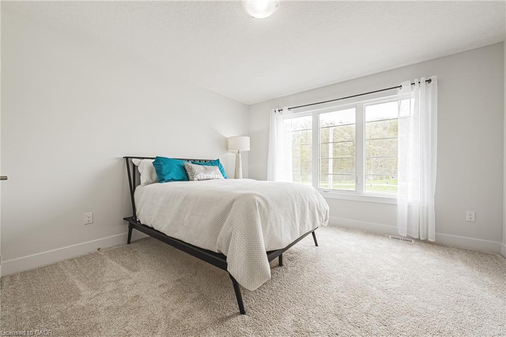 200 Benninger Drive, Kitchener, ON - Indoor Photo Showing Bedroom