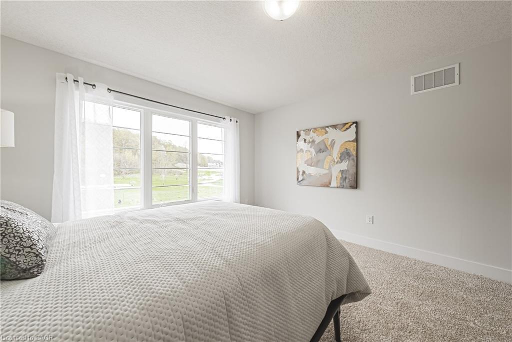 200 Benninger Drive, Kitchener, ON - Indoor Photo Showing Bedroom