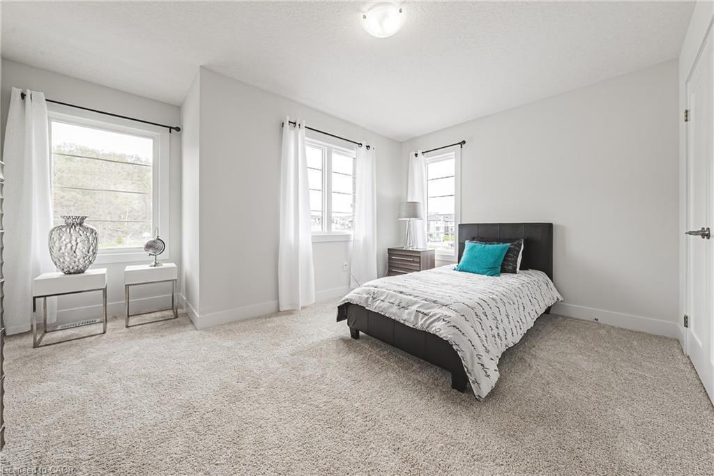 200 Benninger Drive, Kitchener, ON - Indoor Photo Showing Bedroom