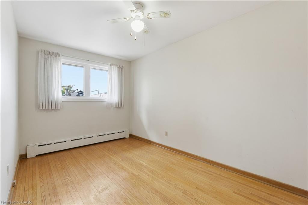247 Grantham Avenue, St. Catharines, ON - Indoor Photo Showing Other Room
