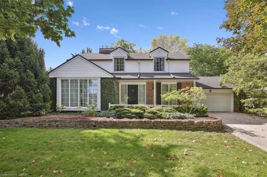 222 Strathcona Drive, Burlington, ON - Outdoor With Facade