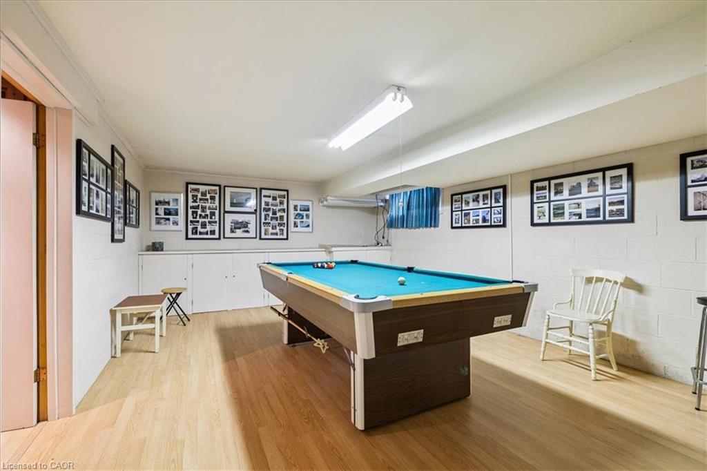 222 Strathcona Drive, Burlington, ON - Indoor Photo Showing Other Room