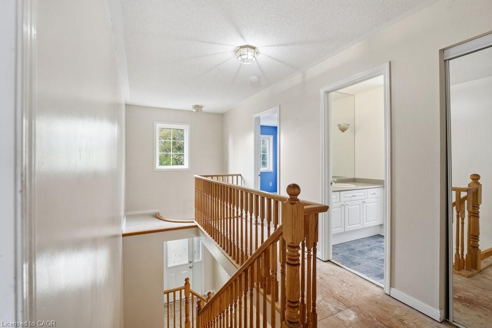 5656 Rosaline Road, Burlington, ON - Indoor Photo Showing Other Room