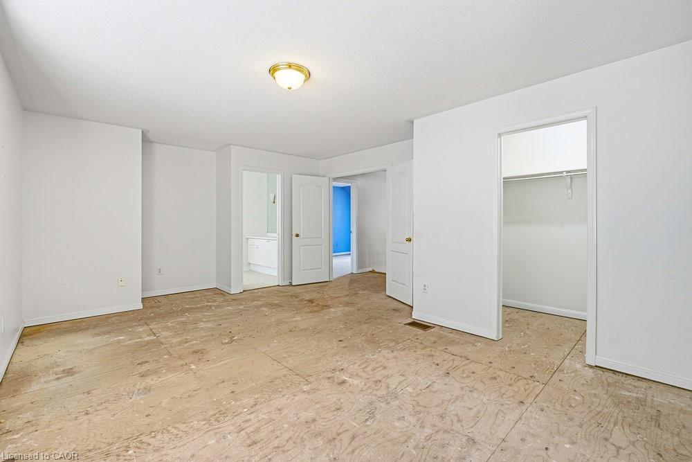 5656 Rosaline Road, Burlington, ON - Indoor Photo Showing Other Room