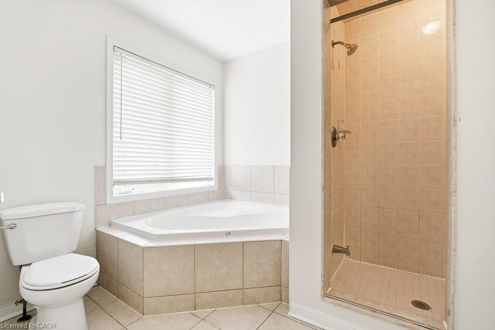 5656 Rosaline Road, Burlington, ON - Indoor Photo Showing Bathroom