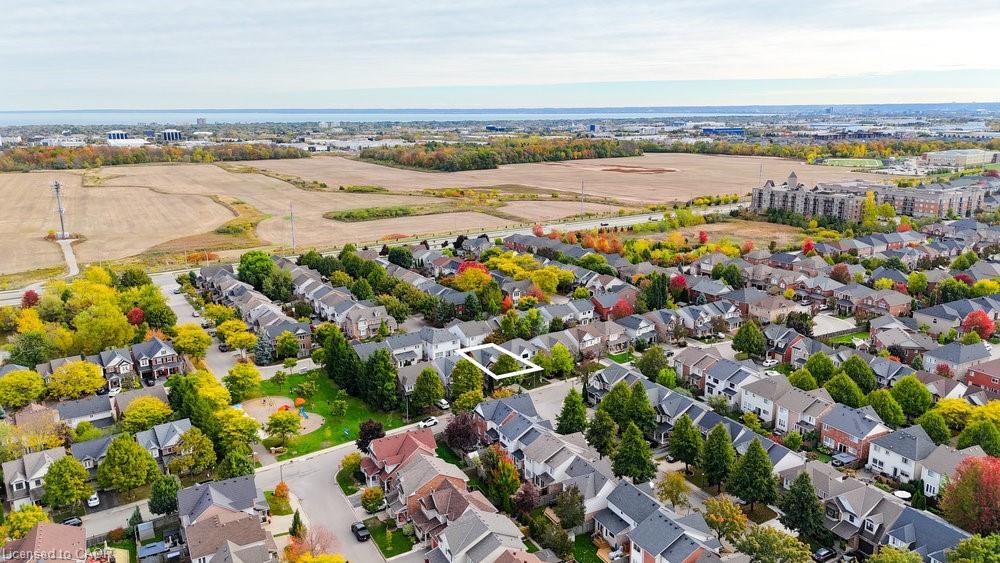 5656 Rosaline Road, Burlington, ON - Outdoor With View
