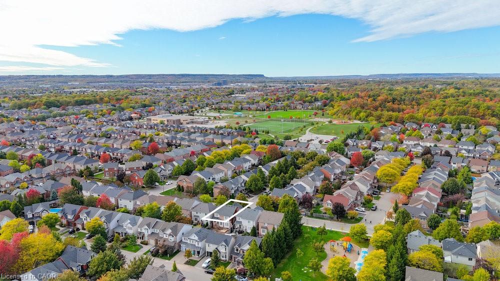 5656 Rosaline Road, Burlington, ON - Outdoor With View