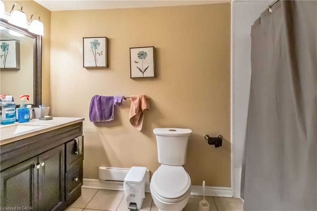 A-41 Raleigh Street, Brantford, ON - Indoor Photo Showing Bathroom