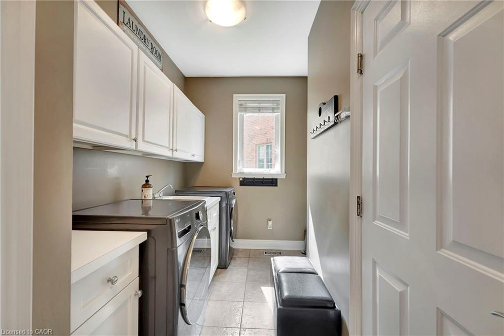 46 Orr Crescent, Stoney Creek, ON - Indoor Photo Showing Laundry Room