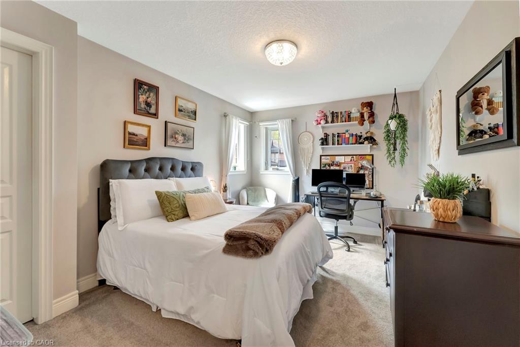 46 Orr Crescent, Stoney Creek, ON - Indoor Photo Showing Bedroom