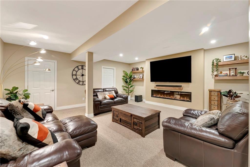 46 Orr Crescent, Stoney Creek, ON - Indoor