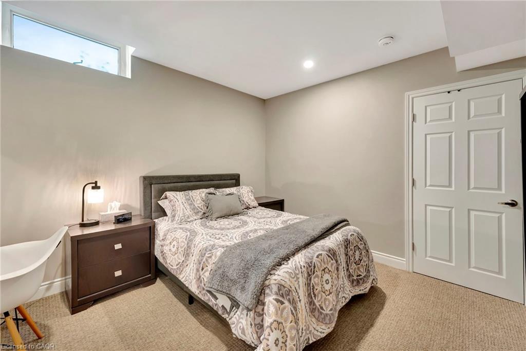 46 Orr Crescent, Stoney Creek, ON - Indoor Photo Showing Bedroom