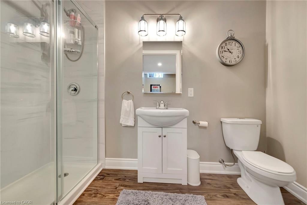 46 Orr Crescent, Stoney Creek, ON - Indoor Photo Showing Bathroom