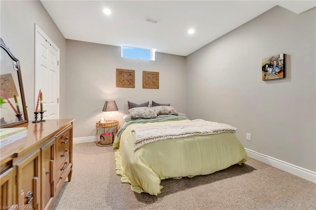 46 Orr Crescent, Stoney Creek, ON - Indoor Photo Showing Bedroom