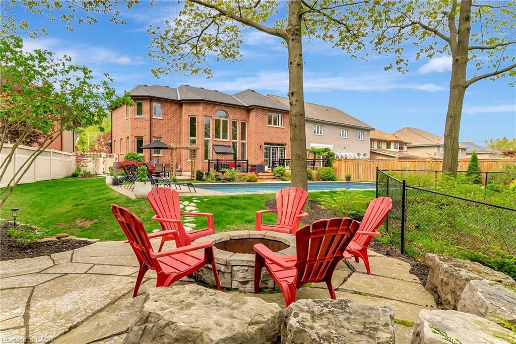 46 Orr Crescent, Stoney Creek, ON - Outdoor